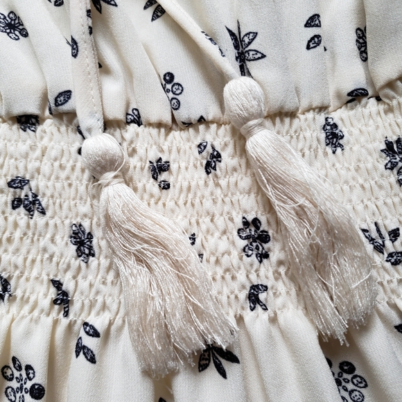 ENTRO Floral Ruffle Mini Dress - Picture 5 of 10